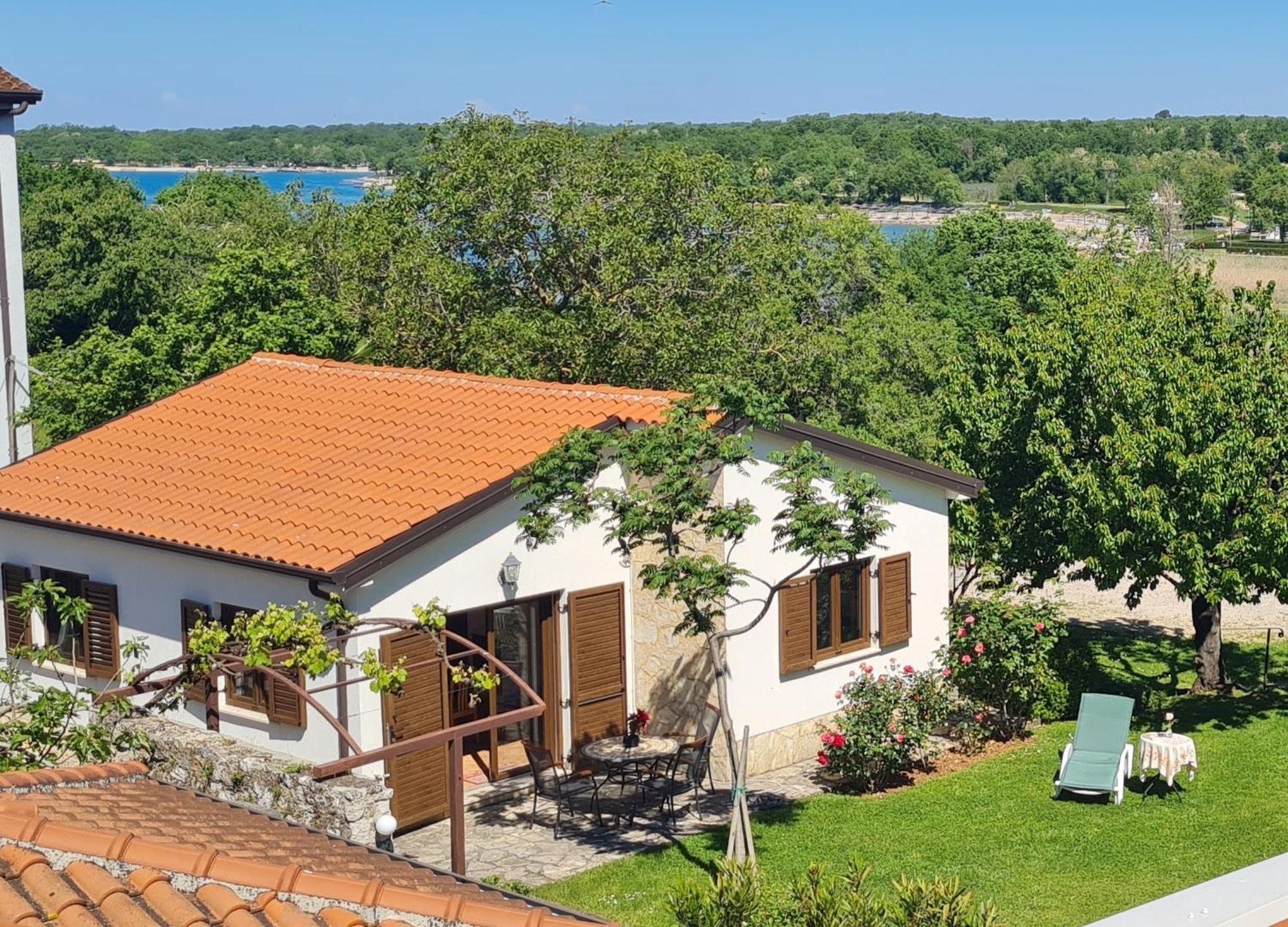 Bungalow Perla Funtana Zewnętrze zdjęcie