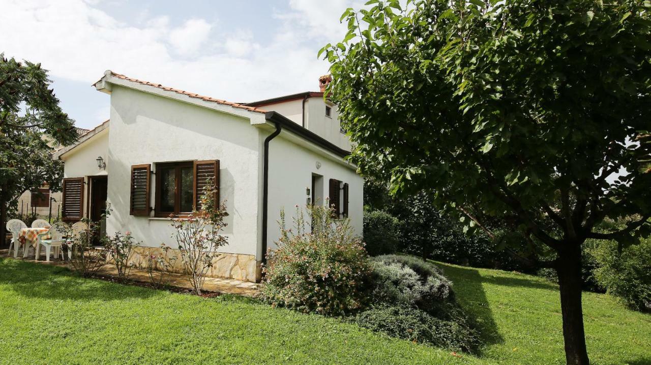 Bungalow Perla Funtana Zewnętrze zdjęcie