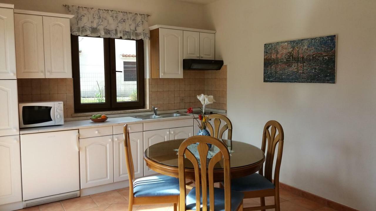 Bungalow Perla Funtana Zewnętrze zdjęcie