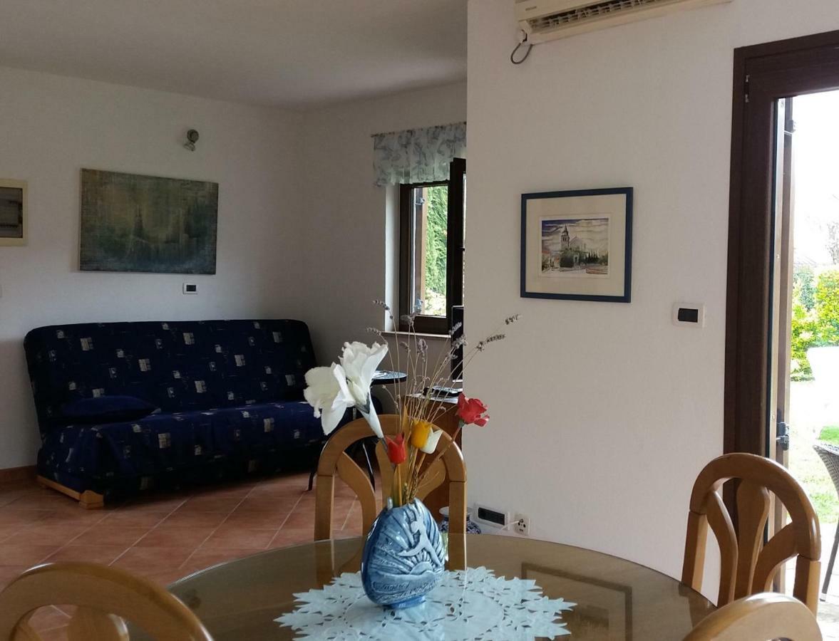 Bungalow Perla Funtana Zewnętrze zdjęcie